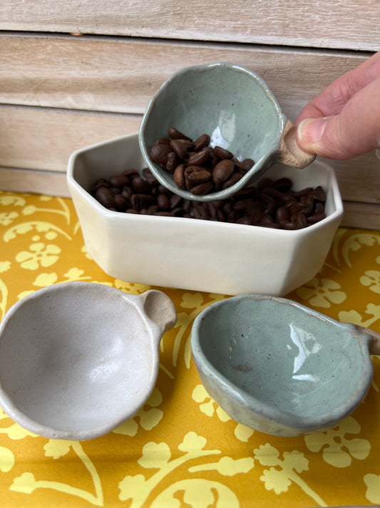 Oya Scoop/Spoon in Sage