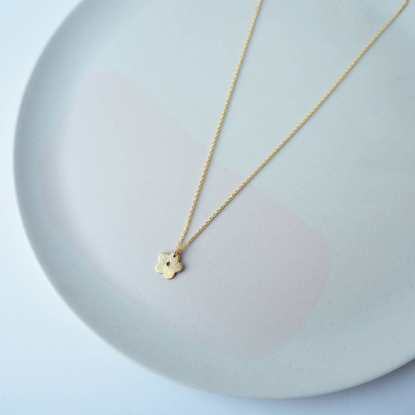 Minima Gold Necklace