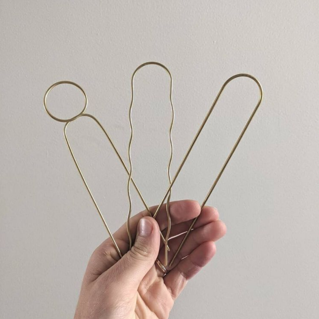 Lizzy Minimal Brass Hairpin - Loop