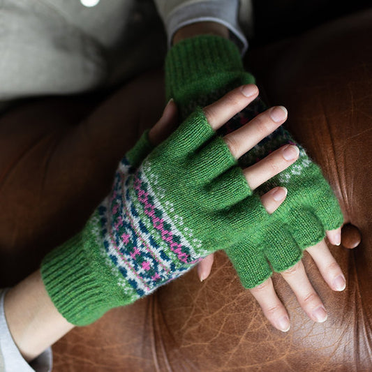 Dark Apple Green Half Finger Gloves