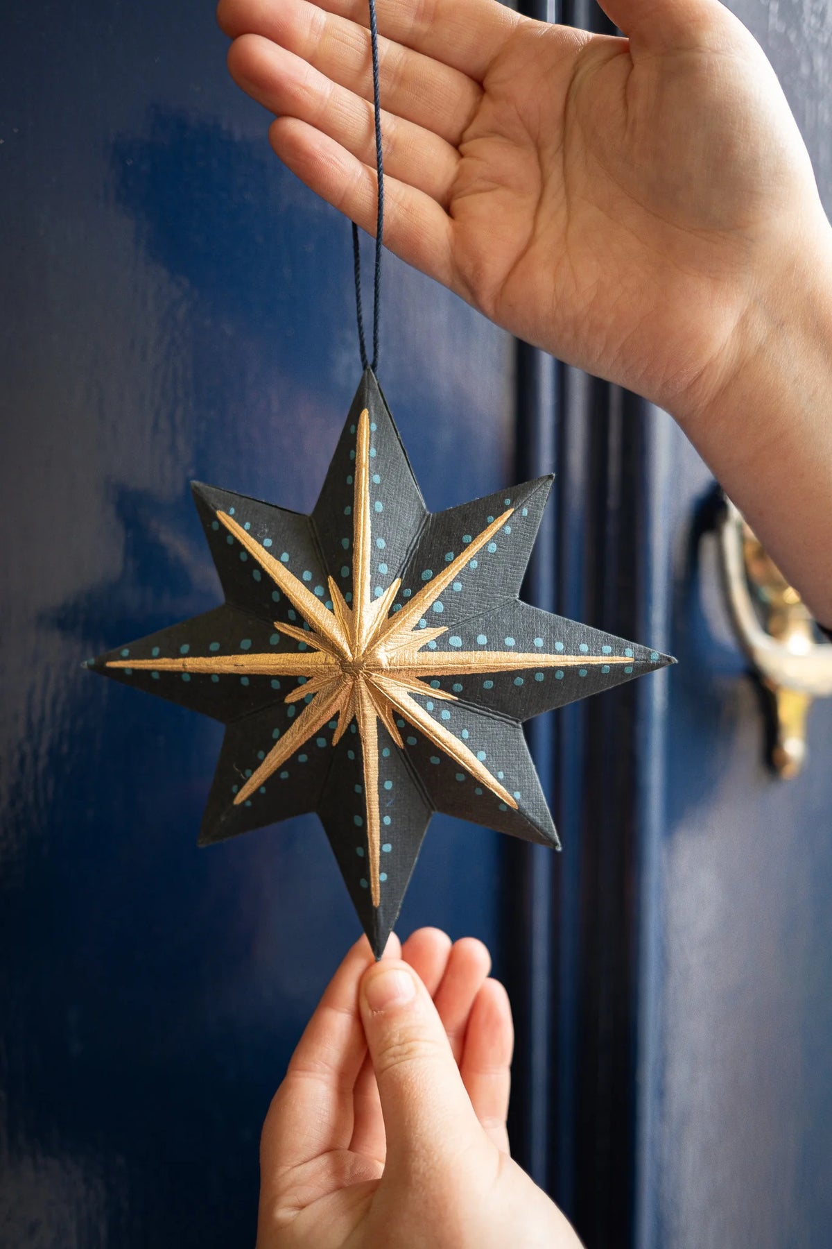 Twinkling Blue Star Decoration