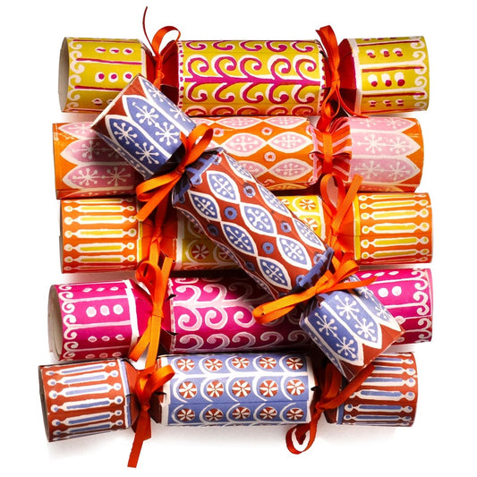Make Your Own Christmas Crackers