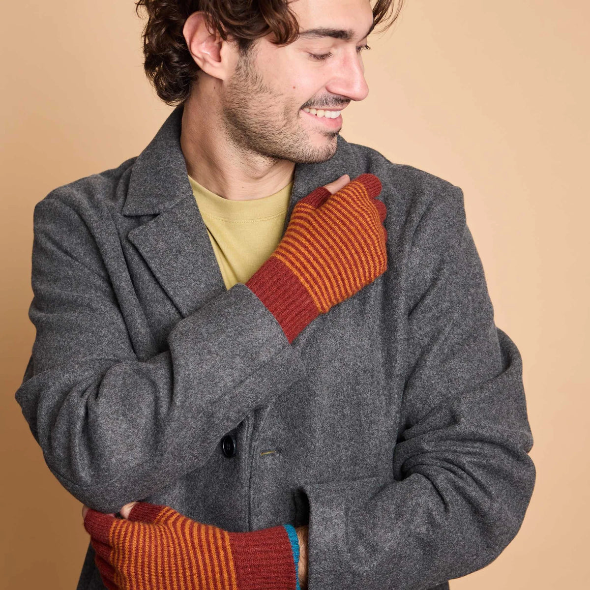 Unisex Lambswool Fingerless Gloves: Fine Stripe - Dark Red