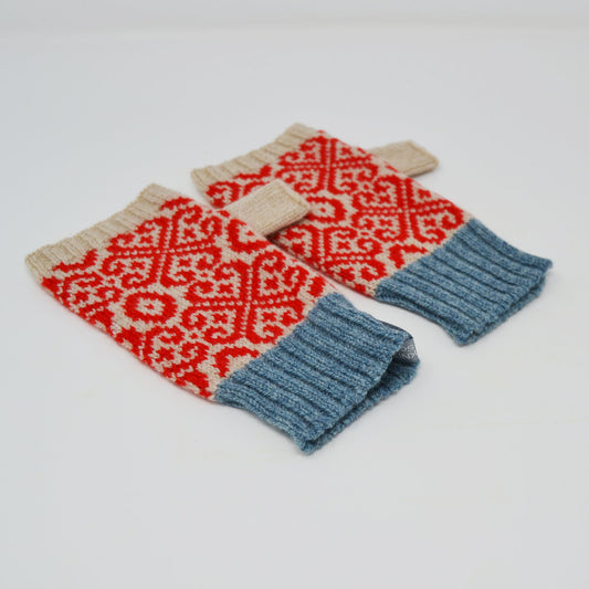 Fair Isle style fingerless gloves in Poppy and Oatmeal