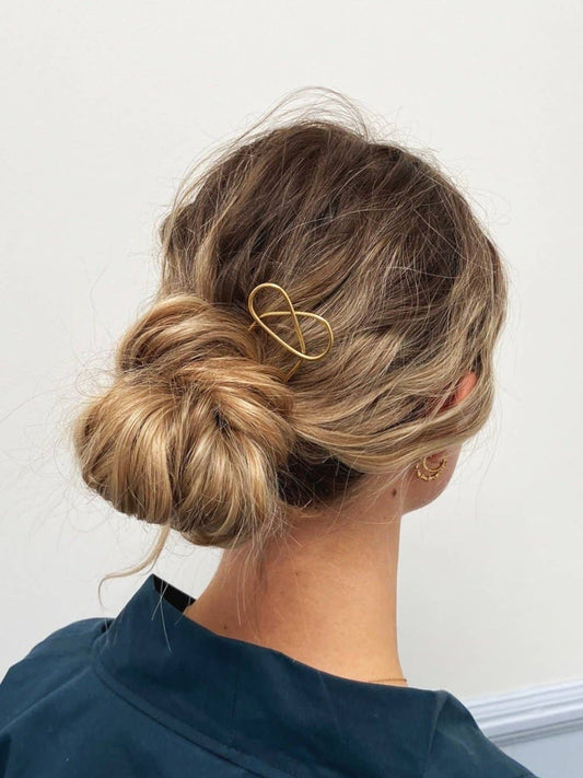 Lizzy Minimal Brass Hairpin -  Pretzel