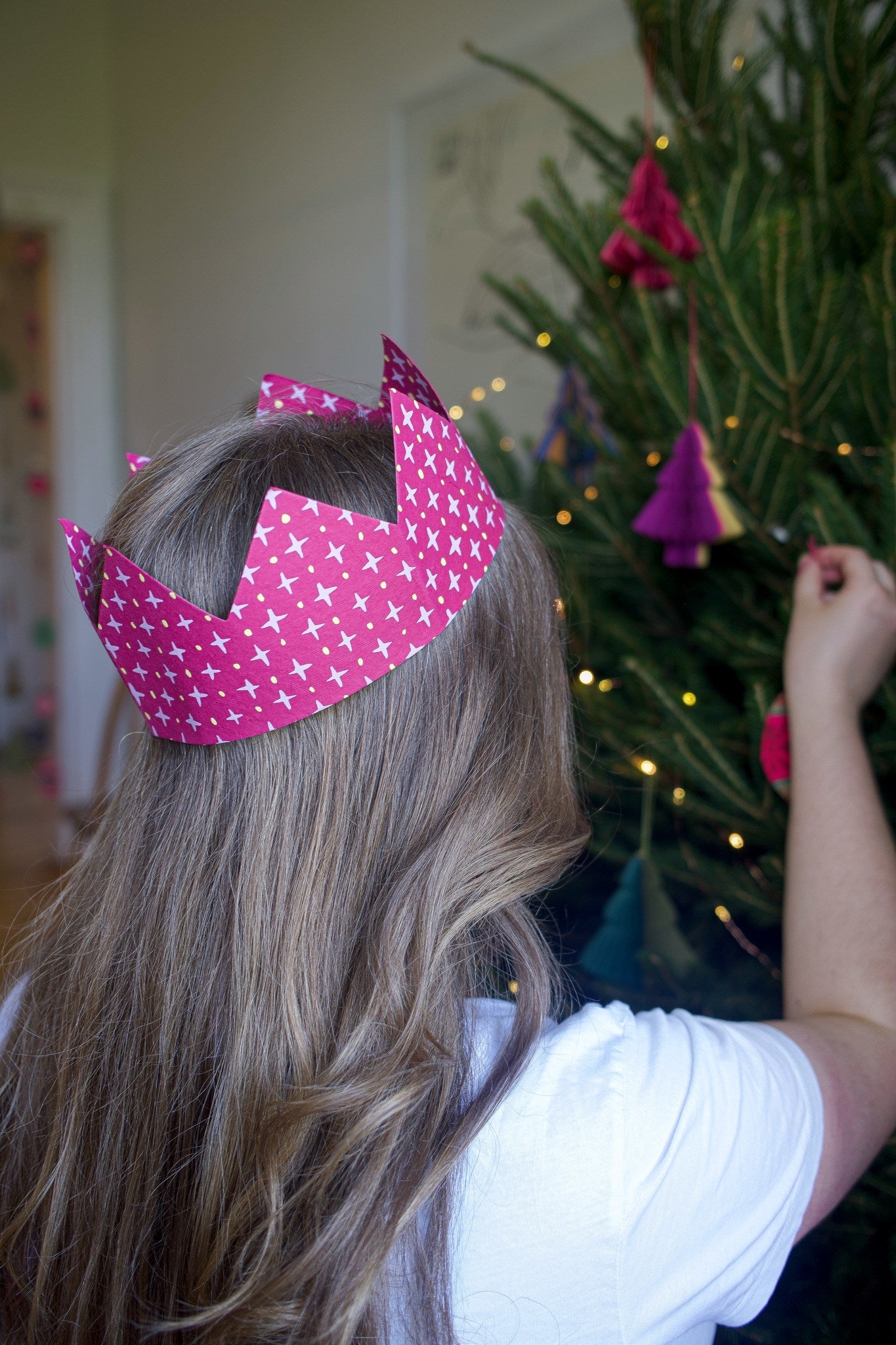 Pink Paper Crowns Box