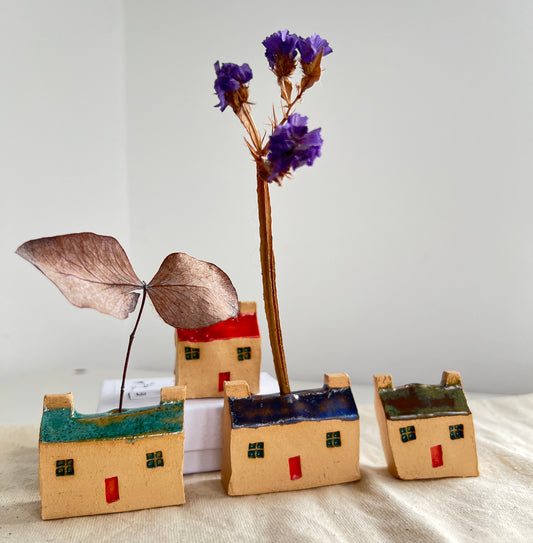 Tiny House Vase