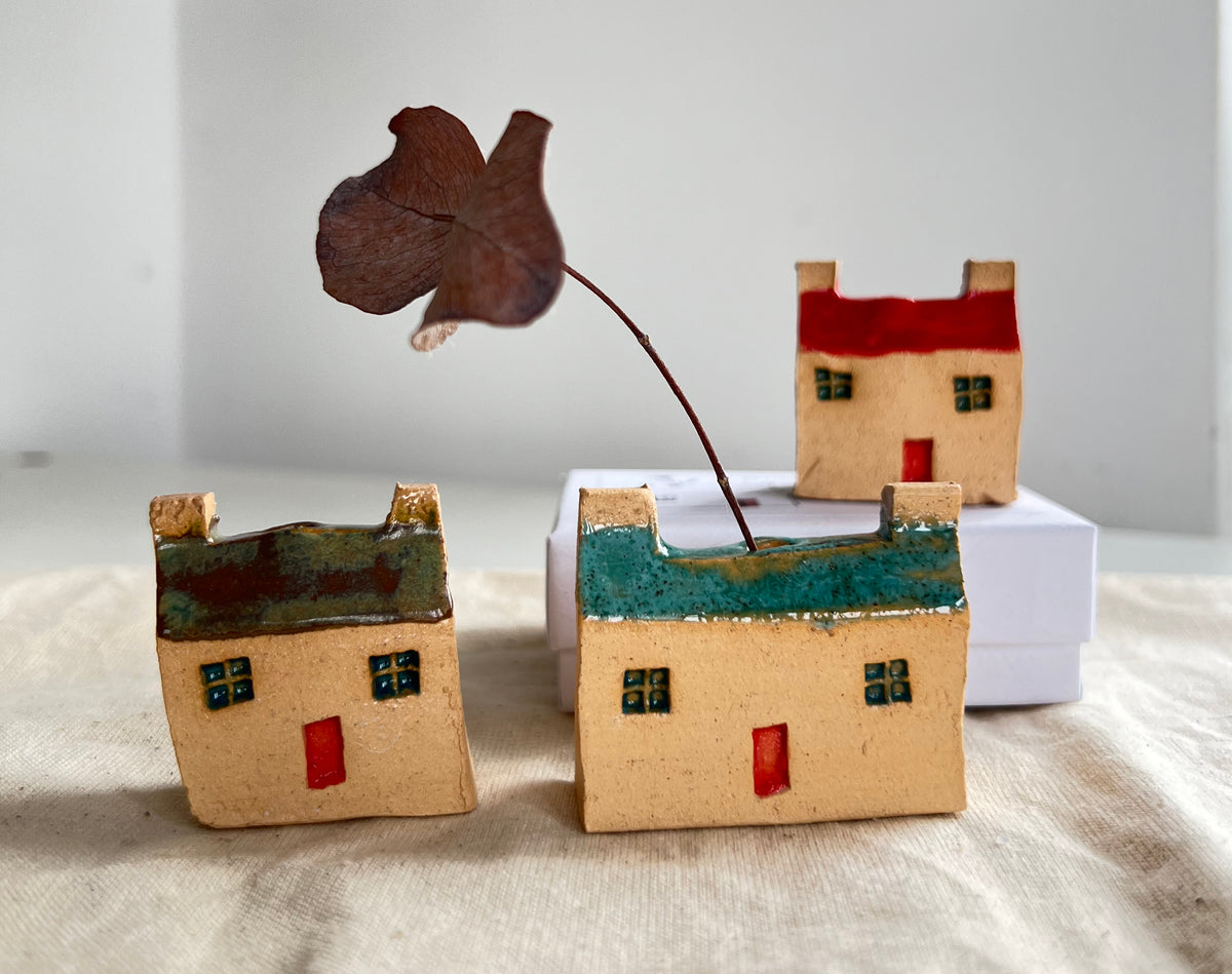 Tiny House Vase
