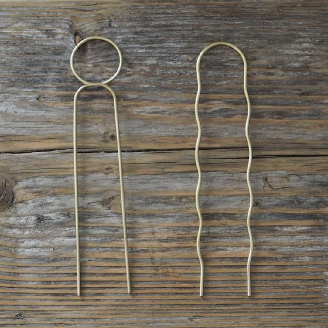 Lizzy Minimal Brass Hairpin - Loop