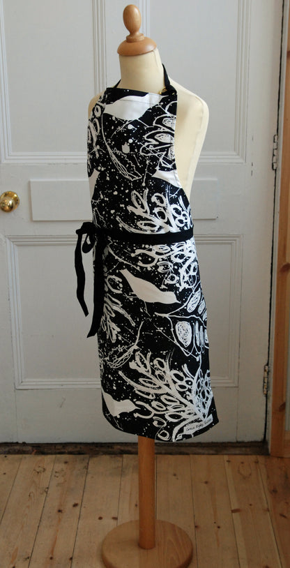 Black and White Birds Cotton Apron