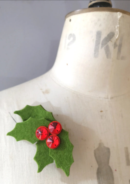 Sparkly Holly Felt Brooch