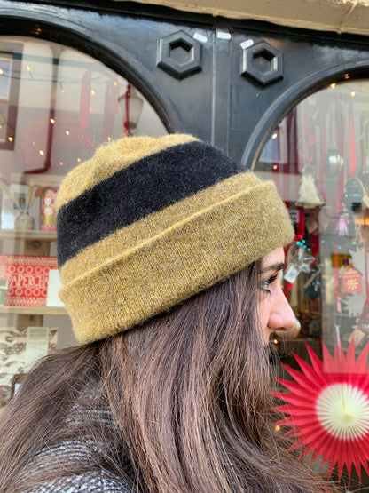 Stripe Hat in Asparagus and Black