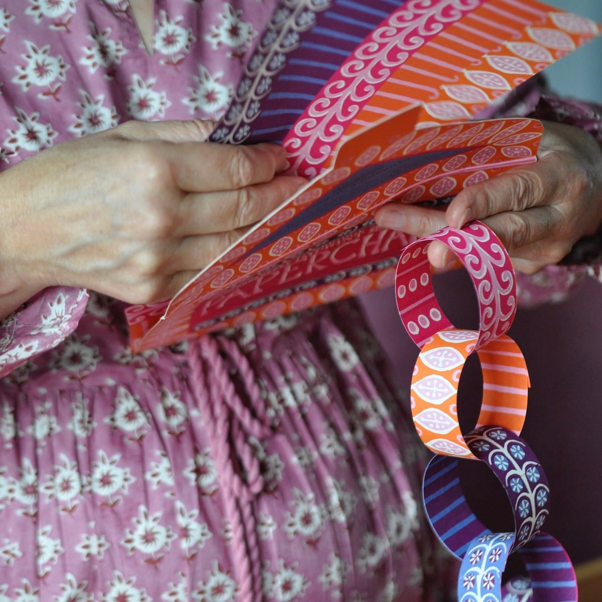 Colourful Paper Chain Kit - Orange and Purple