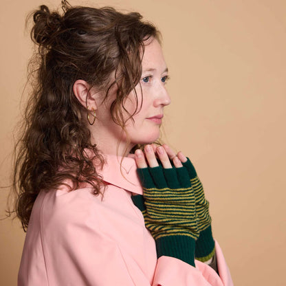Unisex Lambswool Fingerless Gloves: Fine Stripe - Dark Green