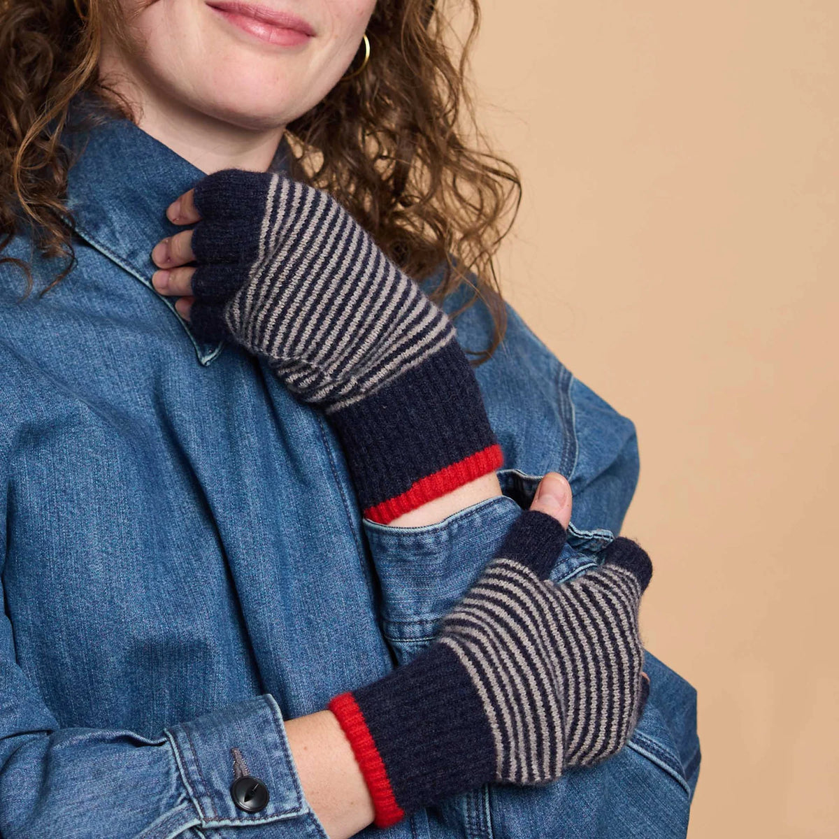 Unisex Lambswool Fingerless Gloves: Fine Stripe - Navy