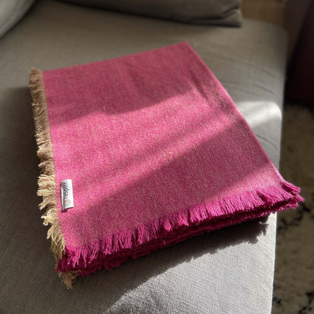 Recycled Wool Throw – 130cm x 170cm – Mulberry