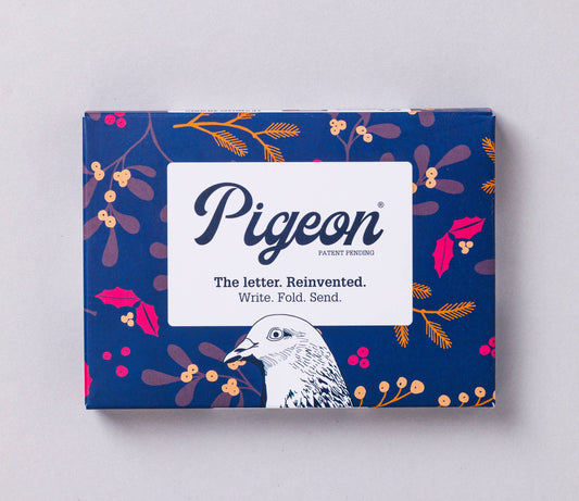 Winter Berries Pigeon, Folding Letter Set - Pack of 6 Letters