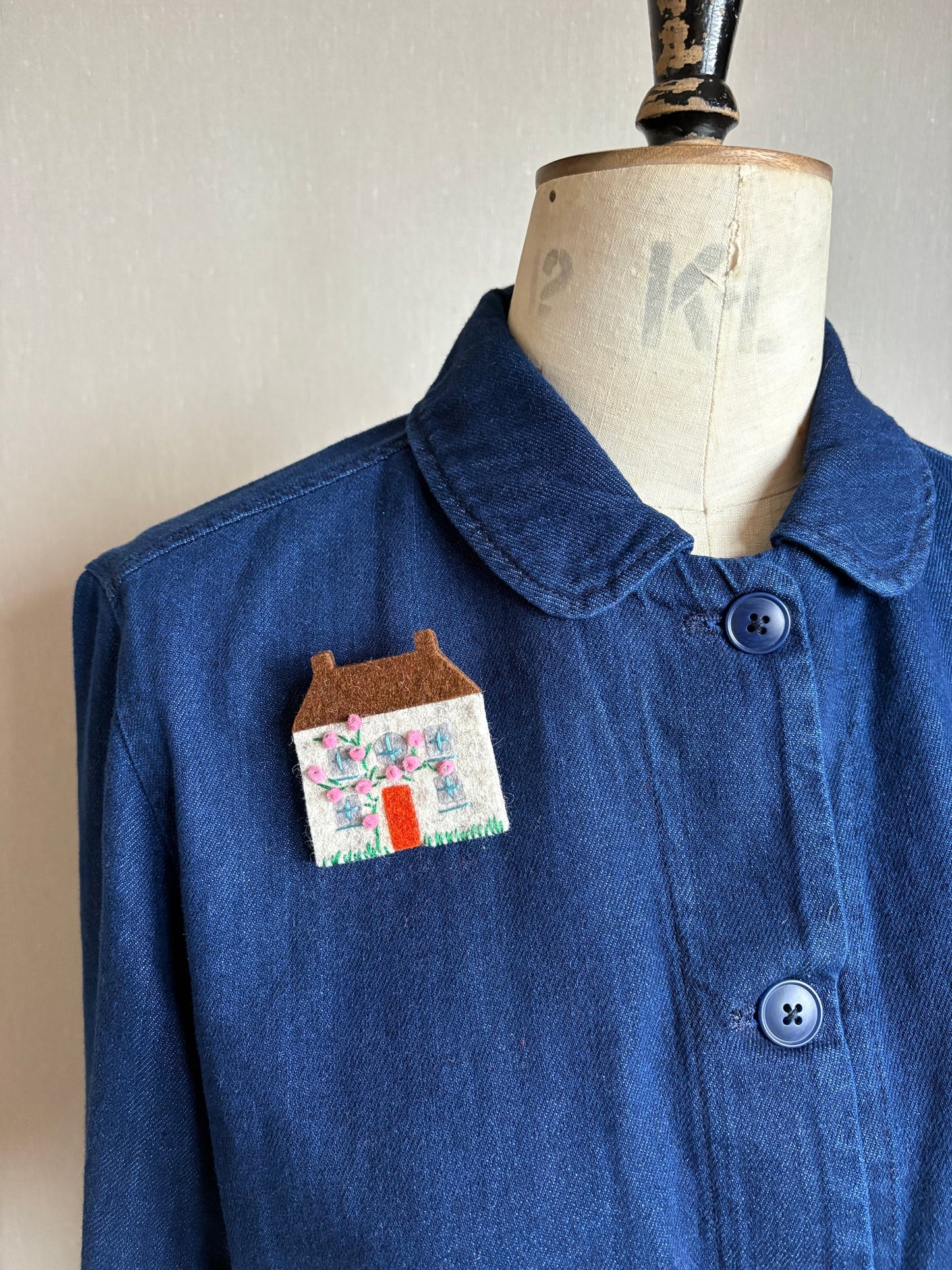 Country Cottage Brooch