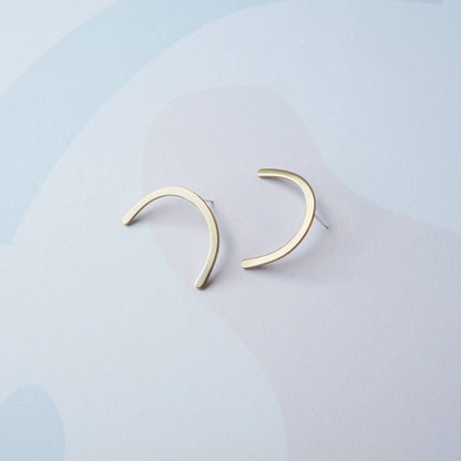 Curve Earrings