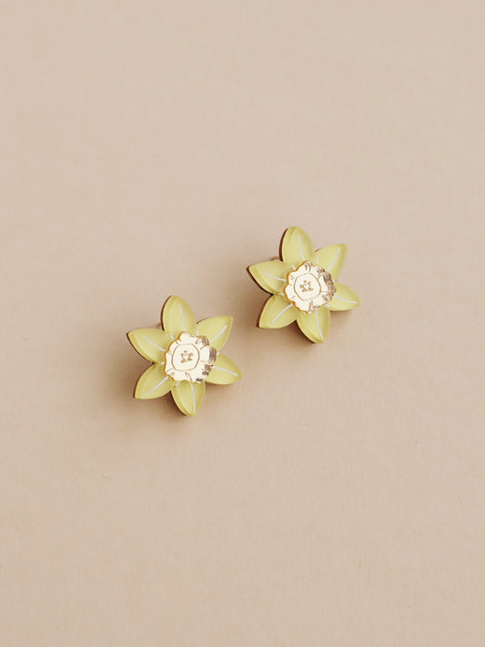 Daffodil Studs