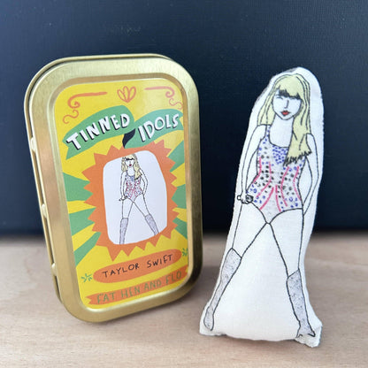 Taylor Swift - Tinned Idol Keepsake Doll