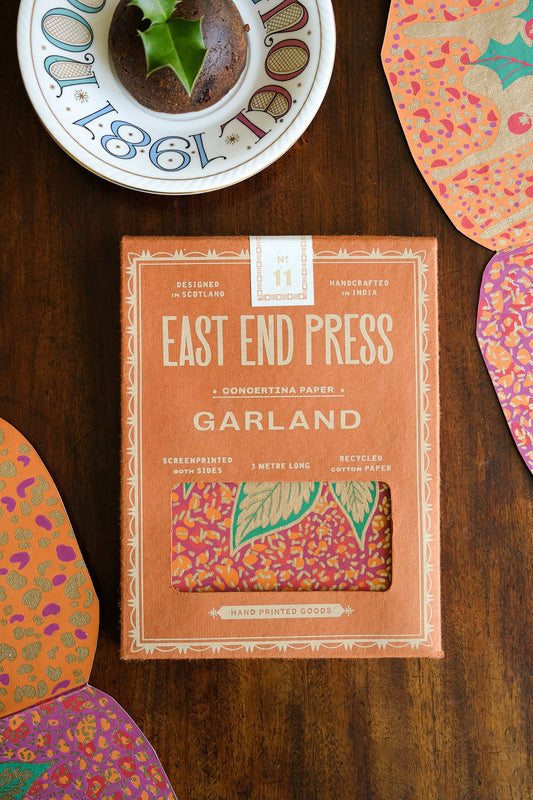 Christmas Pudding Concertina Garland