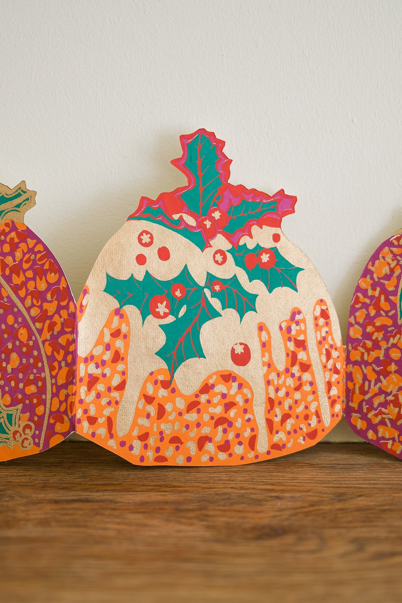 Christmas Pudding Concertina Garland