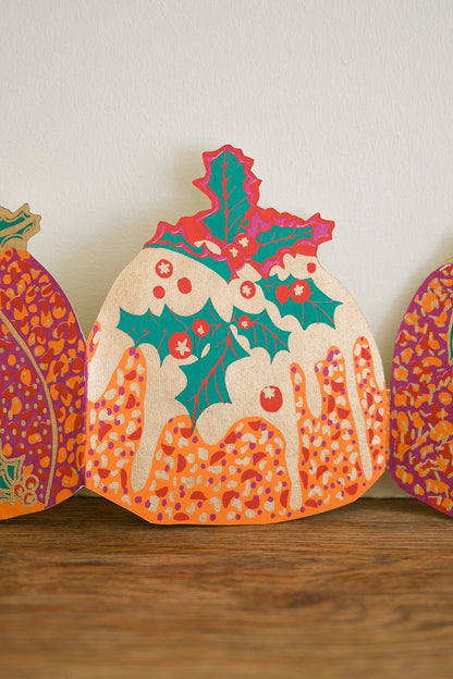 Christmas Pudding Concertina Garland