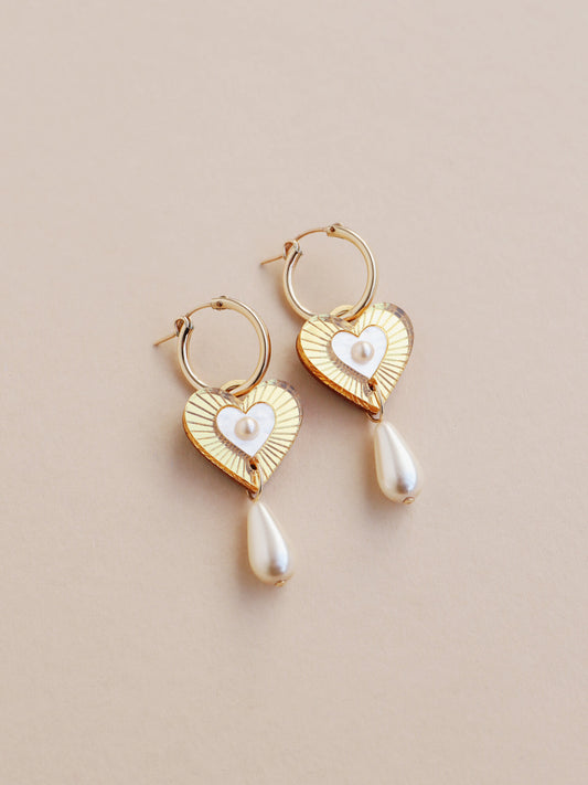 Robyn Drop Hoops in Cream